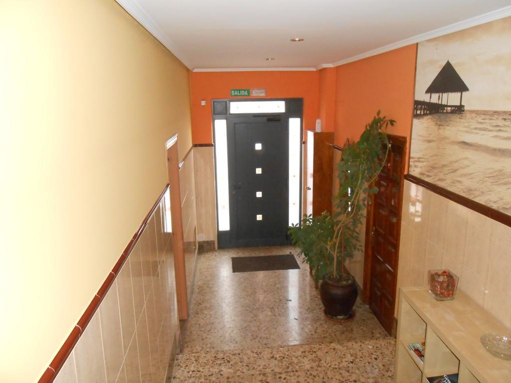 Hostal Restaurante El Abuelo Trobajo Del Camino エクステリア 写真