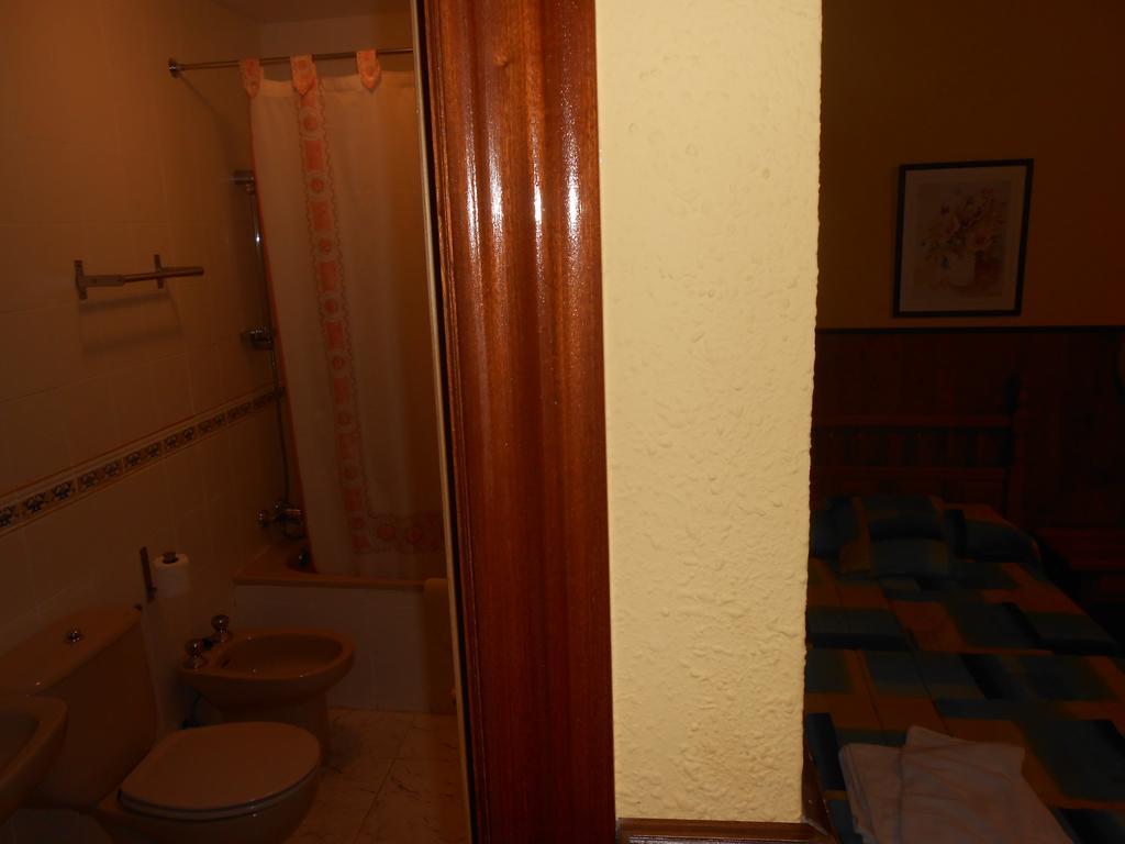 Hostal Restaurante El Abuelo Trobajo Del Camino 部屋 写真